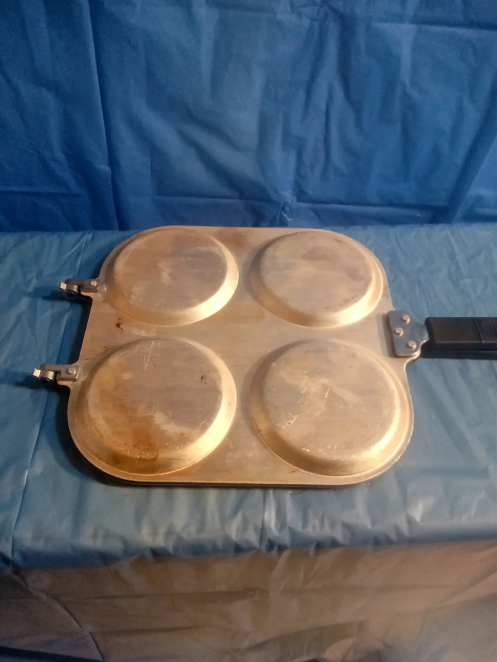 Vintage Black Four-Cup Grill Pan